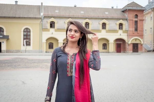 Riya G. avatar